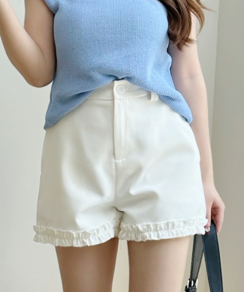 Ada.(エイダ)の「裾フリル ショート パンツ(その他パンツ・レディース・ブラック/ホワイト/ベージュ・M/S)」の4枚目の写真