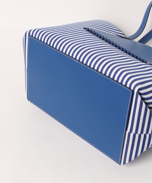 COLE HAAN（コールハーン）の「ナンタケット トート womens（トートバッグ・レディース・ブルー・OSFA）」の4枚目の写真