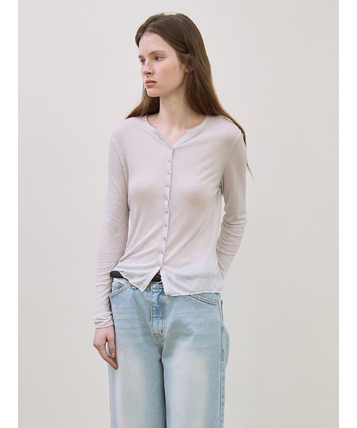 le(ル)の「v-neck ribbed button top (Pale blue)(Tシャツ/カットソー・レディース・その他・FREE)」の4枚目の写真