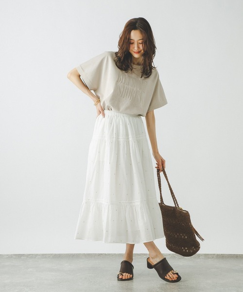 GLOBAL WORK(グローバルワーク)の「ピグメントカレッジプルオーバー6分袖/660939(Tシャツ/カットソー・レディース・グレイッシュベージュ/ダークブラウン/ブルー/ダークグレー・MEDIUM/LARGE)」の19枚目の写真