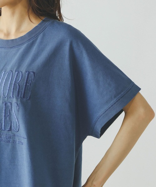 GLOBAL WORK(グローバルワーク)の「ピグメントカレッジプルオーバー6分袖/660939(Tシャツ/カットソー・レディース・グレイッシュベージュ/ダークブラウン/ブルー/ダークグレー・MEDIUM/LARGE)」の9枚目の写真