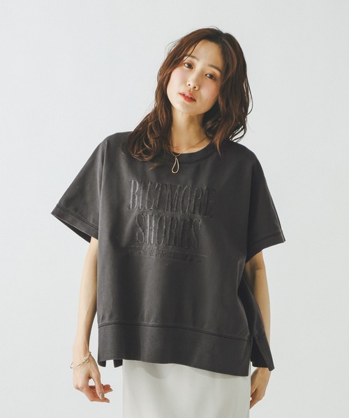 GLOBAL WORK(グローバルワーク)の「ピグメントカレッジプルオーバー6分袖/660939(Tシャツ/カットソー・レディース・グレイッシュベージュ/ダークブラウン/ブルー/ダークグレー・MEDIUM/LARGE)」の7枚目の写真