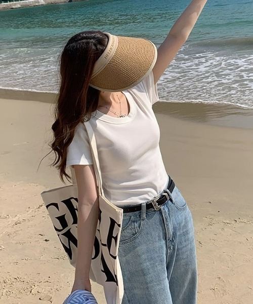 yuue' ( wear )(ユーイ)の「ワイドネックショートリブ半袖Tシャツ(Tシャツ/カットソー・レディース・ブラック/ダークブラウン/ライトグレー/ホワイト・FREE)」の13枚目の写真