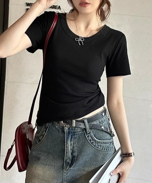 yuue' ( wear )(ユーイ)の「ワイドネックショートリブ半袖Tシャツ(Tシャツ/カットソー・レディース・ブラック/ダークブラウン/ライトグレー/ホワイト・FREE)」の19枚目の写真