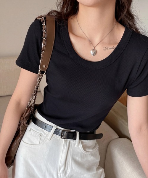 yuue' ( wear )(ユーイ)の「ワイドネックショートリブ半袖Tシャツ(Tシャツ/カットソー・レディース・ブラック/ダークブラウン/ライトグレー/ホワイト・FREE)」の15枚目の写真