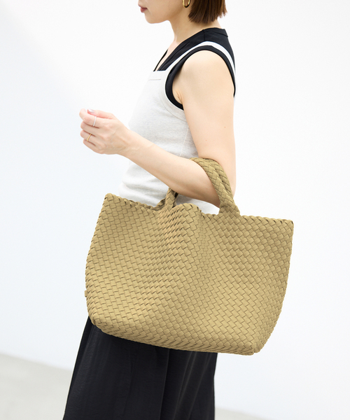 IENA（イエナ）の「NAGHEDI/ナゲディ 別注 St.Barths Medium Tote バッグ SN03013LD（トートバッグ・レディース・ベージュ/ブルー系その他・FREE）」の4枚目の写真