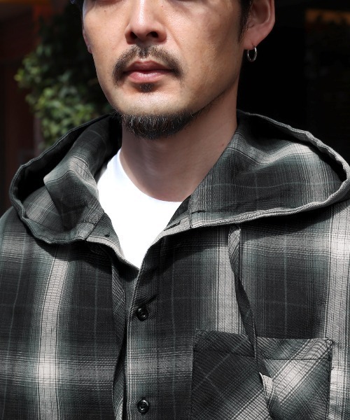 LUXSTYLE(ラグスタイル)の「先染め長袖フード付きシャツ(シャツ/ブラウス・メンズ・ストライプ/チェック・M/L)」の13枚目の写真