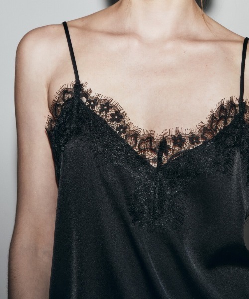 yuue' ( wear )（ユーイ）の「レーストリムサテンキャミソール（キャミソール・レディース・ブラック/ホワイト/ダークブラウン・FREE）」の17枚目の写真