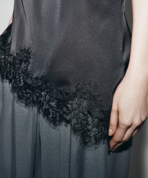 yuue' ( wear )（ユーイ）の「レーストリムサテンキャミソール（キャミソール・レディース・ブラック/ホワイト/ダークブラウン・FREE）」の18枚目の写真