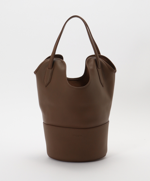 J&M Davidson（ジェイアンドエムデヴィッドソン）の「J&M DAVIDSON/J&M デヴィッドソン RAY BUCKET S バッグ（ハンドバッグ・レディース・ベージュ・FREE）」の2枚目の写真