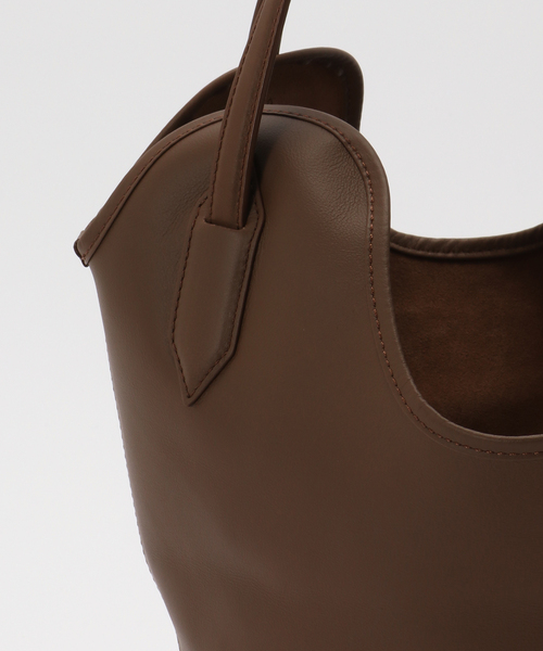 J&M Davidson（ジェイアンドエムデヴィッドソン）の「J&M DAVIDSON/J&M デヴィッドソン RAY BUCKET S バッグ（ハンドバッグ・レディース・ベージュ・FREE）」の9枚目の写真