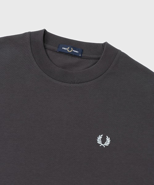 FRED PERRY(フレッドペリー)の「Oversized T-Shirt/オーバーサイズTシャツ(Tシャツ/カットソー・メンズ・グレー/ホワイト/ブラック・M/S/XS/L)」の9枚目の写真