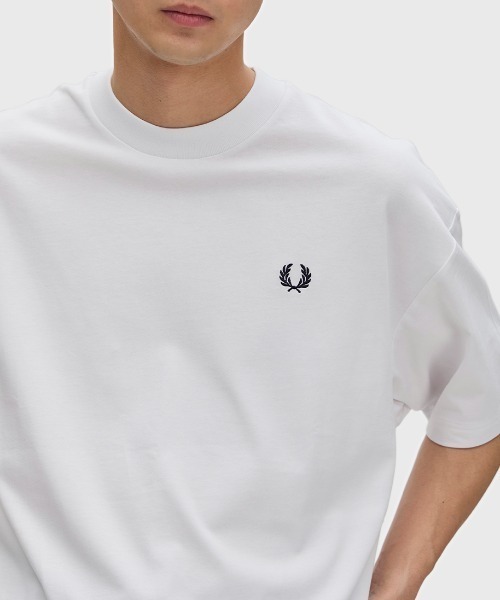 FRED PERRY(フレッドペリー)の「Oversized T-Shirt/オーバーサイズTシャツ(Tシャツ/カットソー・メンズ・グレー/ホワイト/ブラック・M/S/XS/L)」の8枚目の写真