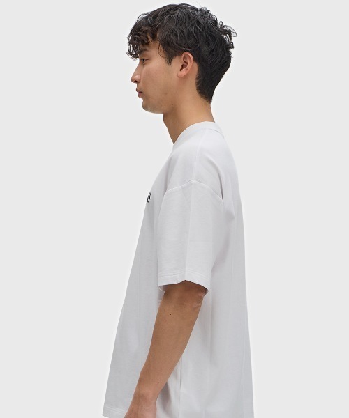 FRED PERRY(フレッドペリー)の「Oversized T-Shirt/オーバーサイズTシャツ(Tシャツ/カットソー・メンズ・グレー/ホワイト/ブラック・M/S/XS/L)」の10枚目の写真