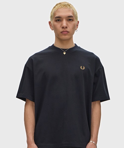 FRED PERRY(フレッドペリー)の「Oversized T-Shirt/オーバーサイズTシャツ(Tシャツ/カットソー・メンズ・グレー/ホワイト/ブラック・M/S/XS/L)」の20枚目の写真