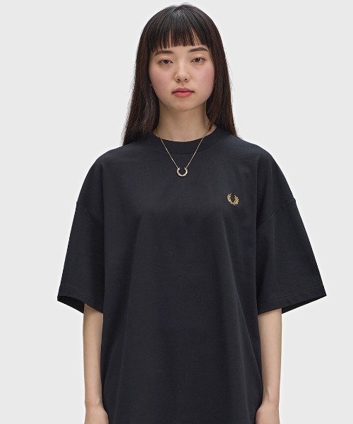 FRED PERRY(フレッドペリー)の「Oversized T-Shirt/オーバーサイズTシャツ(Tシャツ/カットソー・メンズ・グレー/ホワイト/ブラック・M/S/XS/L)」の16枚目の写真