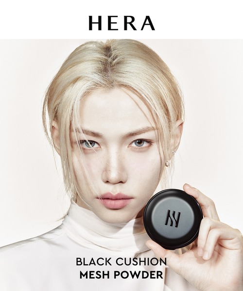 HERA(ヘラ)の「ブラック クッションメッシュパウダー(ファンデーション・レディース・21N1 バニラ/17N1 アイボリー/23N1 ベージュ・FREE)」の4枚目の写真
