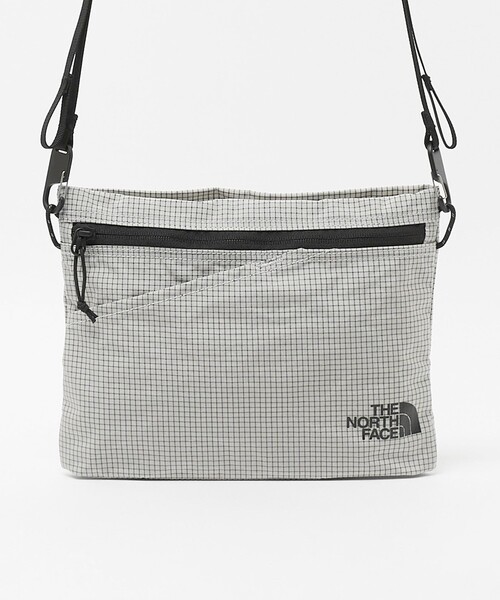 THE NORTH FACE(ザノースフェイス)の「<THE NORTH FACE>ラフター ショルダー ポーチ M SP ショルダーバッグ(ショルダーバッグ・メンズ・ブラック/グレー系・FREE)」の5枚目の写真