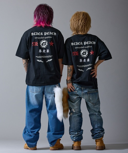 BLACK PEACH（ブラックピーチ）の「【BLACK PEACH】コラボプリント 半袖Tシャツ（Tシャツ/カットソー・レディース・ブラック・LARGE/MEDIUM/SMALL）」の6枚目の写真