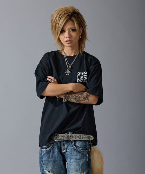 BLACK PEACH（ブラックピーチ）の「【BLACK PEACH】コラボプリント 半袖Tシャツ（Tシャツ/カットソー・レディース・ブラック・LARGE/MEDIUM/SMALL）」の9枚目の写真