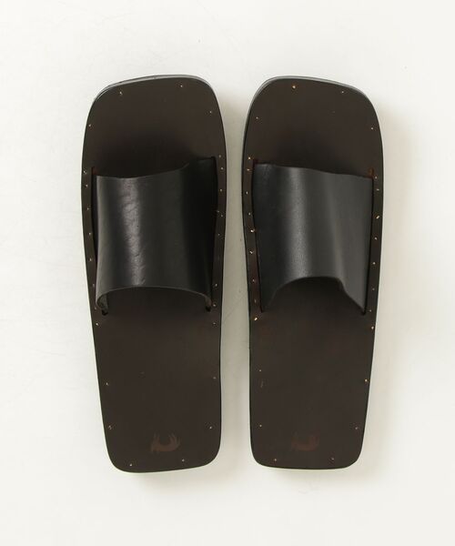 JUTTA NEUMANN(ユッタ ヌーマン)の「(CANNABIS別注) JUTTA NEUMANN NEW YORK SIMONE SQUARE (JND5310211)(サンダル・メンズ・ブラック・10/9/8)」の4枚目の写真