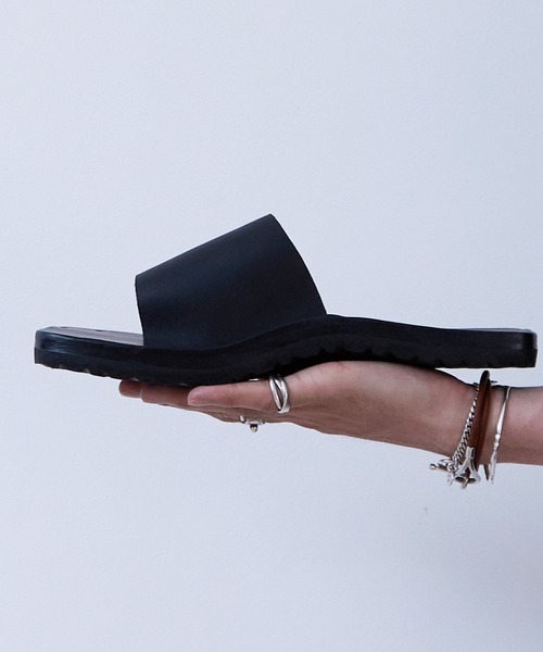 JUTTA NEUMANN（ユッタ ヌーマン）の「JUTTA NEUMANN NEW YORK SIMONE SQUARE (JND5310211)（サンダル・メンズ・ブラック・10/9/8）」の5枚目の写真