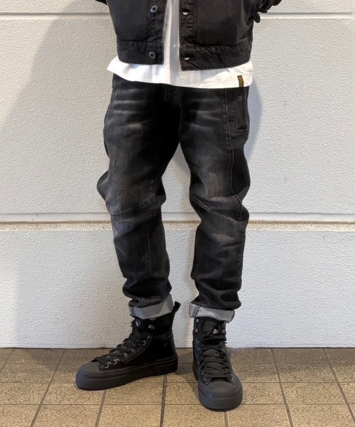 G-STAR(ジースター)の「Contor 3D Slim Jeans/ヴィンテージライク立体裁断スリムテーパードジーンズ(デニムパンツ・メンズ・ブラック系その他・28/30/30/32/32/32/31/32/34/32/29/30/30/30/31/30/33/30/34/30/27inch/33/32/26inch/32/30)」の1枚目の写真