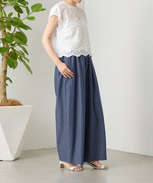BEARDSLEY(ビアズリー)の「ライトデニムバレルパンツ(その他パンツ・レディース・インディゴブルー・0/1)」の6枚目の写真