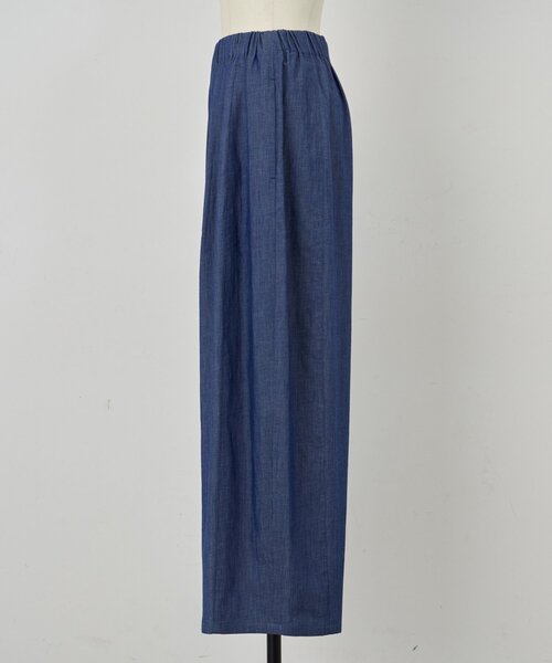 BEARDSLEY(ビアズリー)の「ライトデニムバレルパンツ(その他パンツ・レディース・インディゴブルー・0/1)」の21枚目の写真