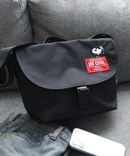 SNOOPY スヌーピー メッセンジャーバッグ R-PET（ショルダーバッグ