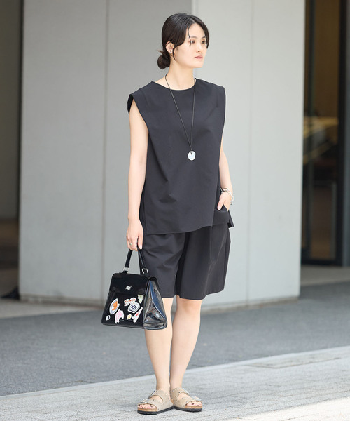 IENA(イエナ)の「《撥水/UVカット/セットアップ対応》撥水UVプロテクト タックスリーブプルオーバー(Tシャツ/カットソー・レディース・カーキ/ブラック・FREE)」の16枚目の写真
