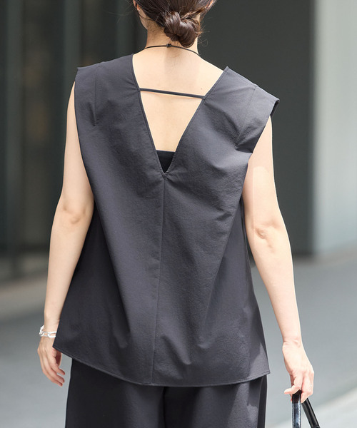 IENA(イエナ)の「《撥水/UVカット/セットアップ対応》撥水UVプロテクト タックスリーブプルオーバー(Tシャツ/カットソー・レディース・カーキ/ブラック・FREE)」の20枚目の写真