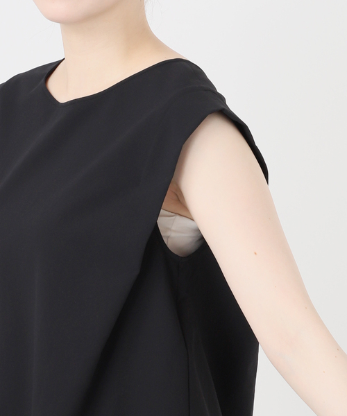 IENA(イエナ)の「《撥水/UVカット/セットアップ対応》撥水UVプロテクト タックスリーブプルオーバー(Tシャツ/カットソー・レディース・カーキ/ブラック・FREE)」の11枚目の写真