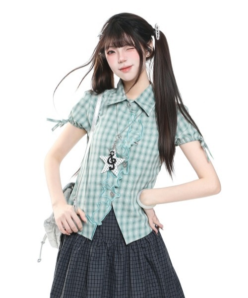 gossip!ロサンゼルス(ゴシップロサンゼルス)の「【Y2Kガーリー】レトロチェック柄キャット刺繍半袖ブラウス アシンメトリー ハートボタン パフスリーブ(シャツ/ブラウス・レディース・チェック・M)」の10枚目の写真