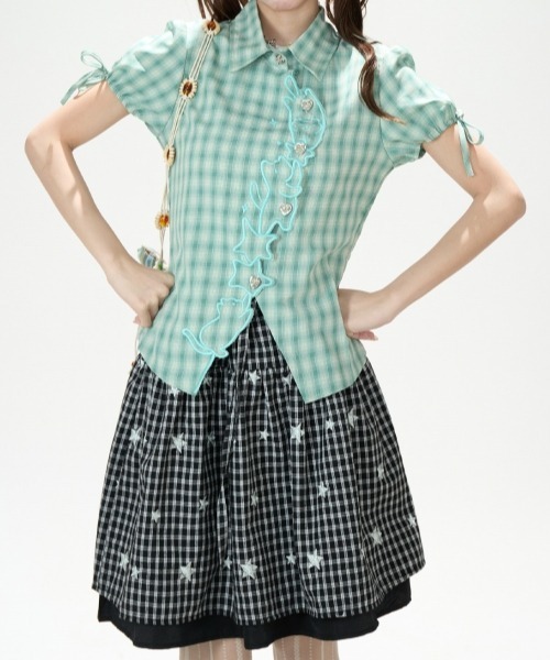 gossip!ロサンゼルス(ゴシップロサンゼルス)の「【Y2Kガーリー】レトロチェック柄キャット刺繍半袖ブラウス アシンメトリー ハートボタン パフスリーブ(シャツ/ブラウス・レディース・チェック・M)」の21枚目の写真