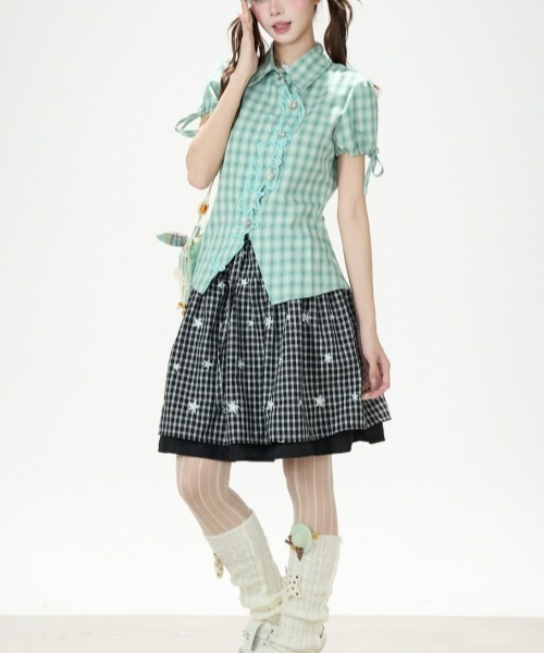 gossip!ロサンゼルス(ゴシップロサンゼルス)の「【Y2Kガーリー】レトロチェック柄キャット刺繍半袖ブラウス アシンメトリー ハートボタン パフスリーブ(シャツ/ブラウス・レディース・チェック・M)」の17枚目の写真