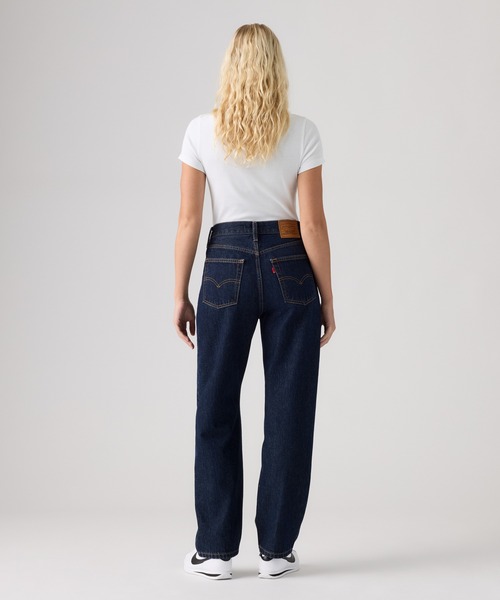 Levi's(リーバイス)の「Levi's/リーバイス EASY DAD ジーンズ ダークインディゴ(デニムパンツ・レディース・ダークインディゴブルー・28inch/27inch/26inch/25inch/24inch/23inch)」の4枚目の写真