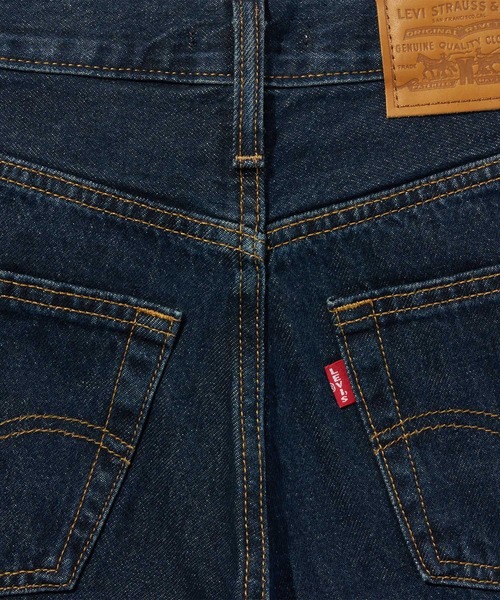 Levi's(リーバイス)の「Levi's/リーバイス EASY DAD ジーンズ ダークインディゴ(デニムパンツ・レディース・ダークインディゴブルー・28inch/27inch/26inch/25inch/24inch/23inch)」の11枚目の写真