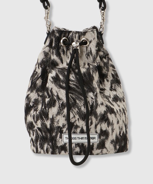 THINGS THAT MATTER（シングス ザット マター）の「【LIMITED FABRIC】TWO WAY DRAWSTRING BAG / ツー ウェイ ドローストリング バッグ（ハンドバッグ・レディース・ブラック/ブルー/ベージュ/グリーン/ピンク・FREE）」の2枚目の写真