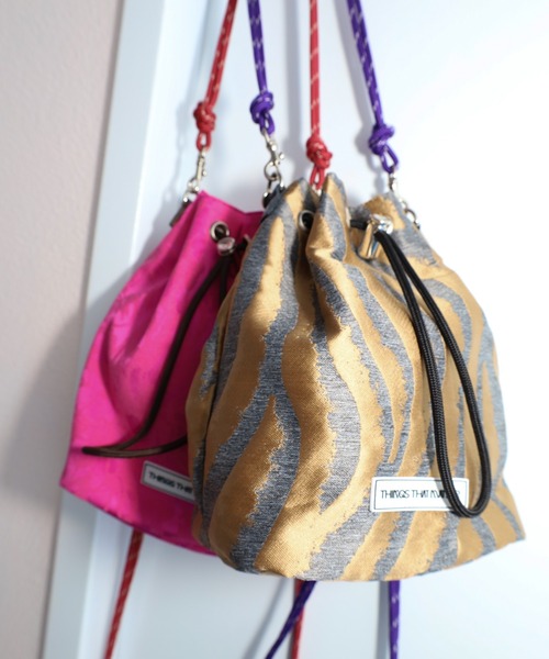 THINGS THAT MATTER（シングス ザット マター）の「【LIMITED FABRIC】TWO WAY DRAWSTRING BAG / ツー ウェイ ドローストリング バッグ（ハンドバッグ・レディース・ブラック/ブルー/ベージュ/グリーン/ピンク・FREE）」の13枚目の写真