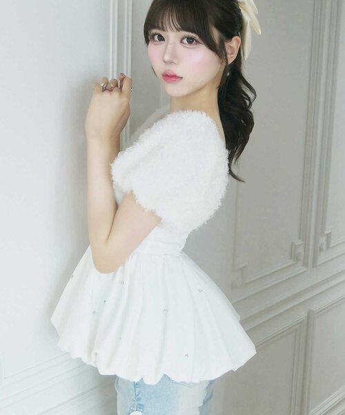 Belle Charme(ベルシャルム)の「【Belle Charme】Jewel Ballon Peplum Tops(シャツ/ブラウス・レディース・ブラック/オフホワイト/ベージュ・FREE)」の5枚目の写真
