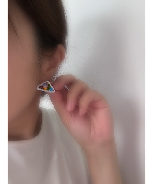 tone（トーン）の「【himemayu】カラフル刺繍ピアス(MA)（ピアス（両耳用）・レディース・マルチ・FREE）」の3枚目の写真