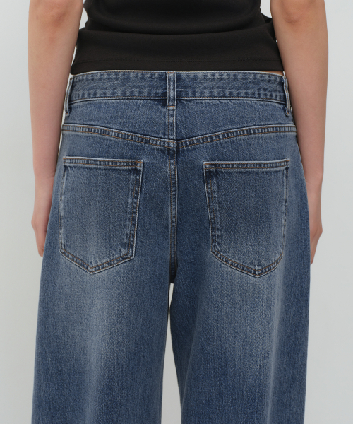MUSINSA STANDARD WOMAN（ムシンサスタンダードウーマン）の「ウィメンズエッセンシャルカーブデニムパンツ[ミディアムインディゴ]（デニムパンツ・レディース・その他・30/24/25/26/27/28/29）」の11枚目の写真