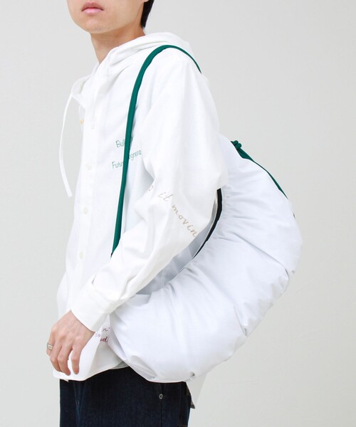 SML(エスエムエル)の「【SML/エスエムエル】CODE CROISSANT SHOULDER L ショルダーバッグ 撥水(ショルダーバッグ・メンズ・ホワイト・FREE)」の3枚目の写真