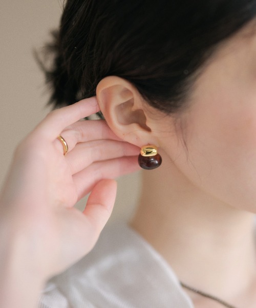 LAULEN(ローレン)の「resin mix design earrings /レジンミックスデザインピアス(ピアス(両耳用)・レディース・ベージュ/ブラウン/アイボリー・FREE)」の1枚目の写真