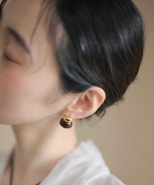 LAULEN(ローレン)の「resin mix design earrings /レジンミックスデザインピアス(ピアス(両耳用)・レディース・ベージュ/ブラウン/アイボリー・FREE)」の7枚目の写真