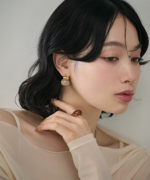 LAULEN(ローレン)の「resin mix design earrings /レジンミックスデザインピアス(ピアス(両耳用)・レディース・ベージュ/ブラウン/アイボリー・FREE)」の13枚目の写真