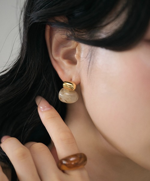 LAULEN(ローレン)の「resin mix design earrings /レジンミックスデザインピアス(ピアス(両耳用)・レディース・ベージュ/ブラウン/アイボリー・FREE)」の10枚目の写真