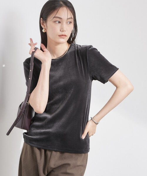 OPAQUE.CLIP(オペークドットクリップ)の「フロッキーチュールカットソー【洗濯機OK】(Tシャツ/カットソー・レディース・ライトグレー/チャコールグレー/ブラウン系その他・42/40/38)」の2枚目の写真