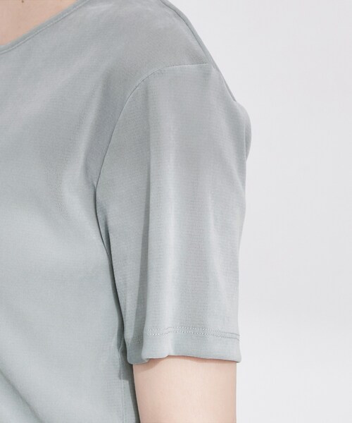 OPAQUE.CLIP(オペークドットクリップ)の「フロッキーチュールカットソー【洗濯機OK】(Tシャツ/カットソー・レディース・ライトグレー/チャコールグレー/ブラウン系その他・42/40/38)」の18枚目の写真